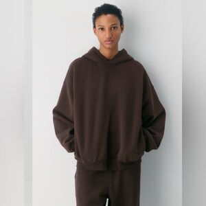 NWT Aritzia COZY SWEATFLEECE MEGA RAGLAN™ HOODIE / Medium